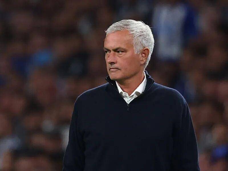 3场全是5-1！德甲劲旅疯魔，穆帅3连败要出局？